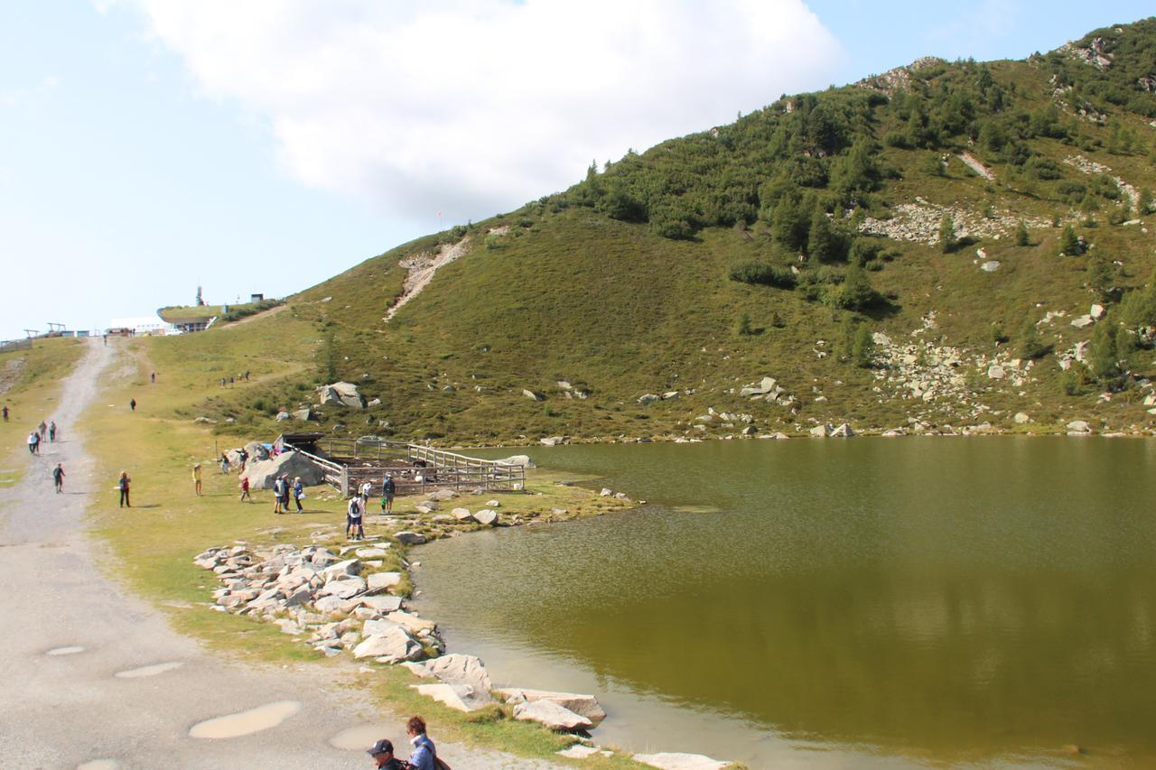 Rifugio Viviani Pradalago Мадона ди Кампильо Екстериор снимка